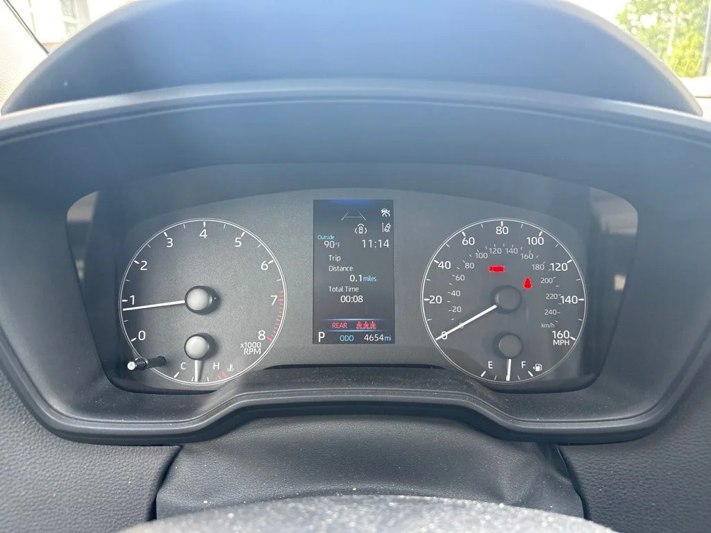 Used 2024  Toyota LE image 15