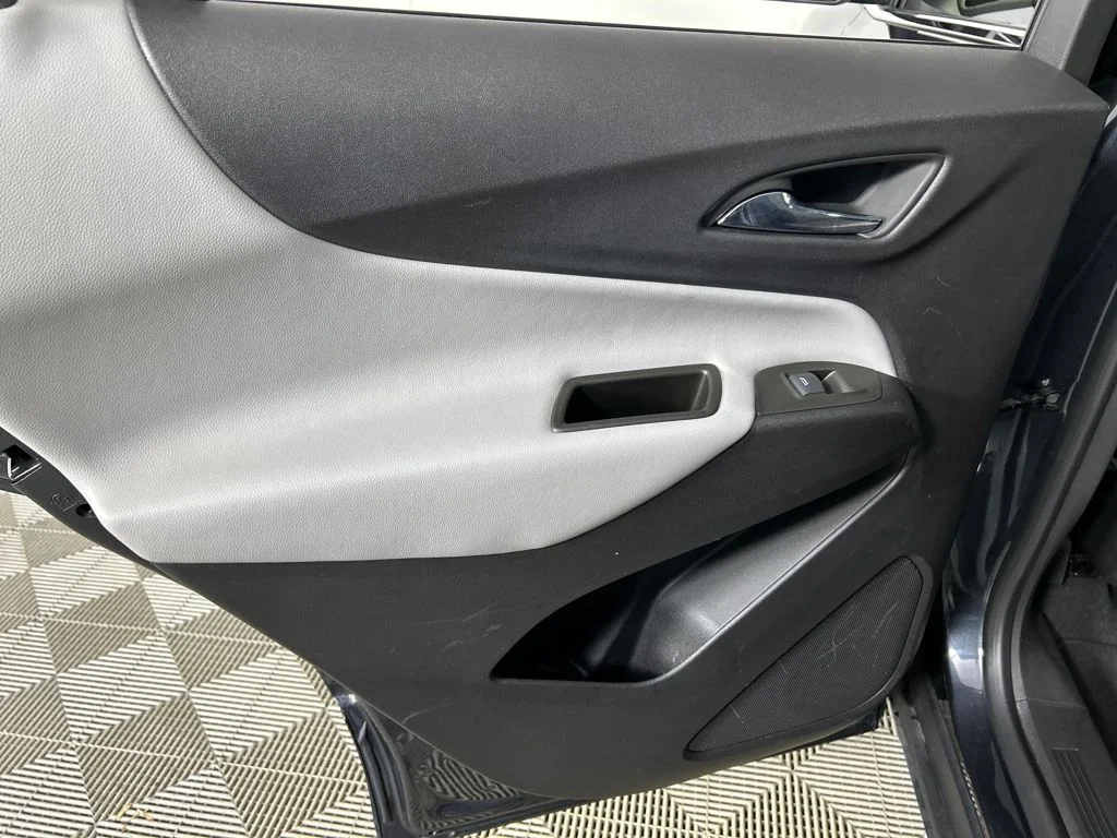Used 2023 Gray Chevrolet LT image 16