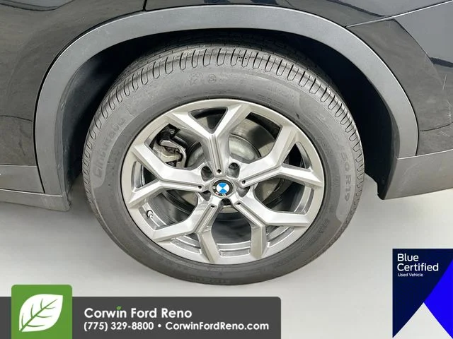 Used 2023 Jet Black BMW xDrive30i image 37