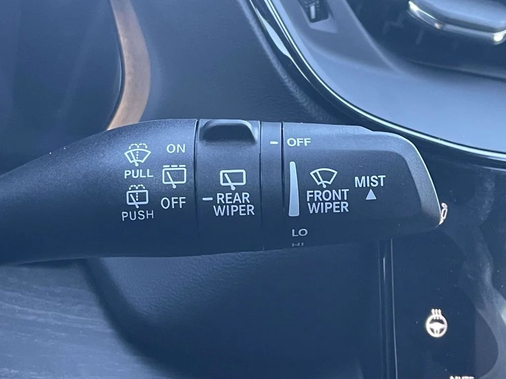 New 2026 Bright White Clearcoat Jeep Altitude image 34