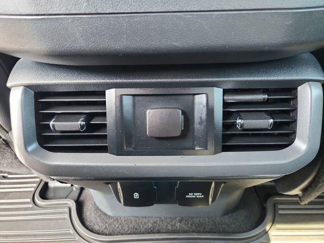 Used 2025 Gray Ford LARIAT image 21