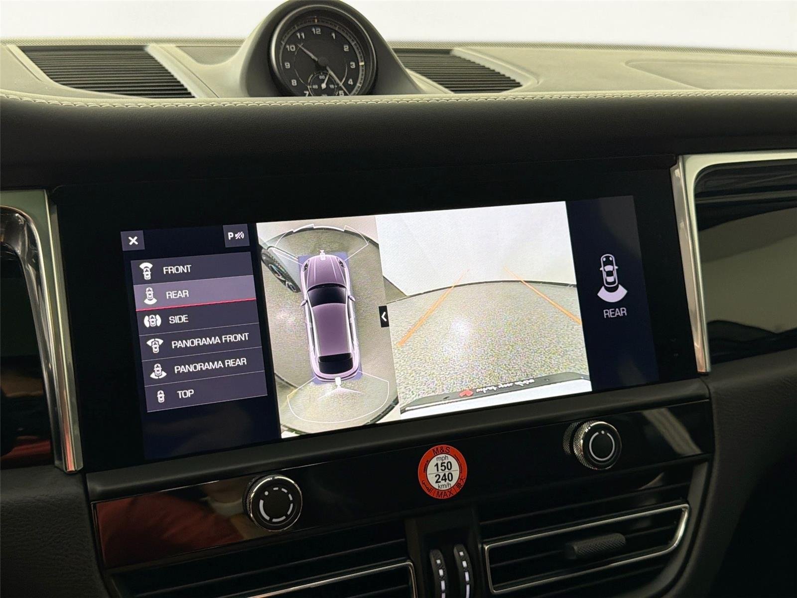 2025 Porsche Macan S - Photo 23