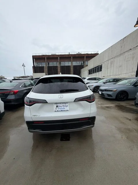 Used 2024  Honda EX-L image 5
