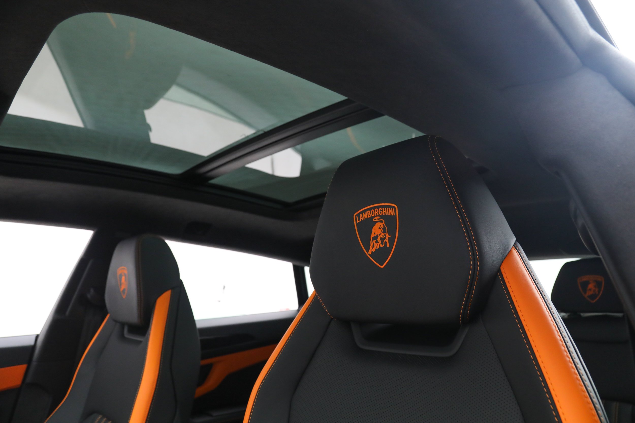 Used 2026 Orange Lamborghini SE image 24