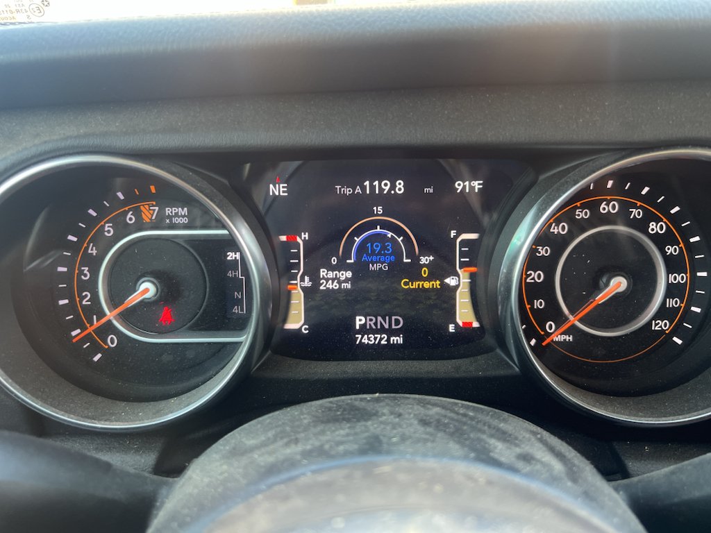 Used 2020 Gobi Clearcoat Jeep Overland image 5