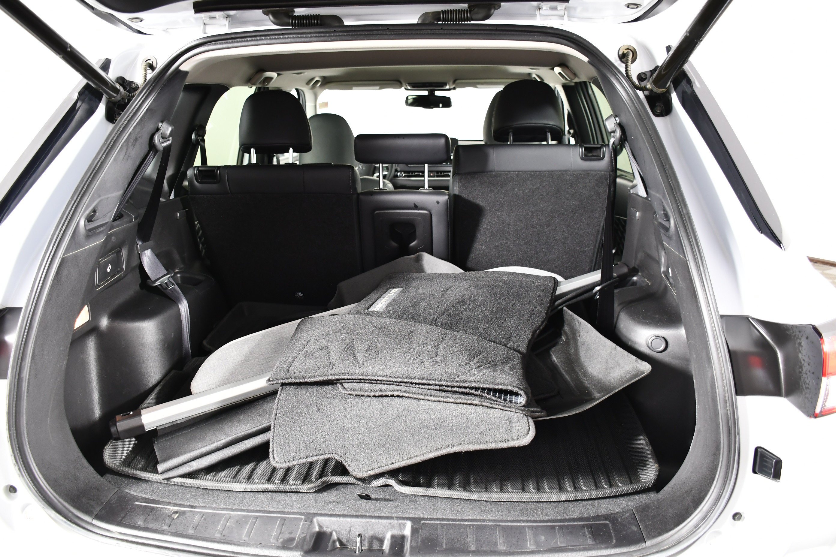 2024 Mitsubishi Outlander SEL - Photo 48