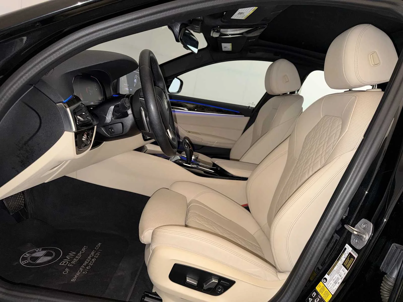 2023 BMW 5 Series 530i - Photo 9