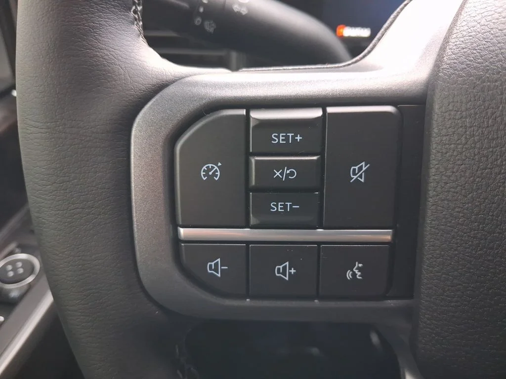 New 2026 Agate Black Metallic Ford F-250® Lariat® image 57