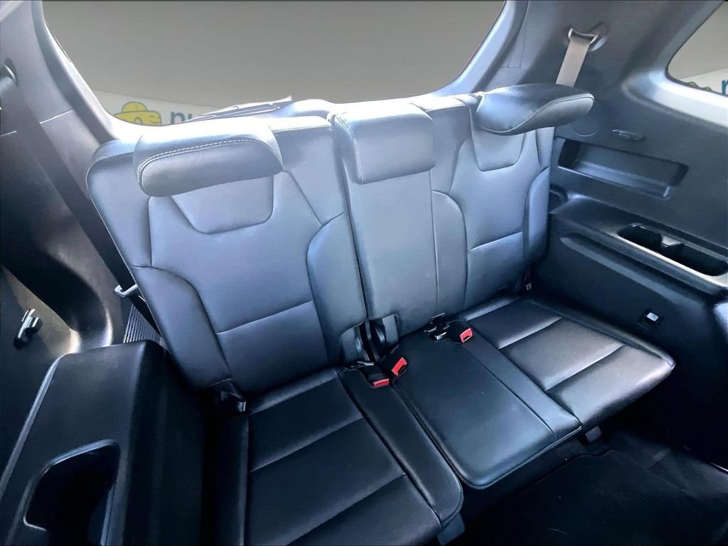 Used 2024 Green Kia EX X-Line image 16