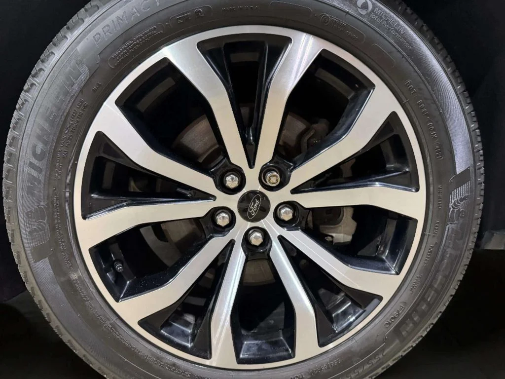 Used 2022 Agate Black Metallic Ford ST-Line image 35