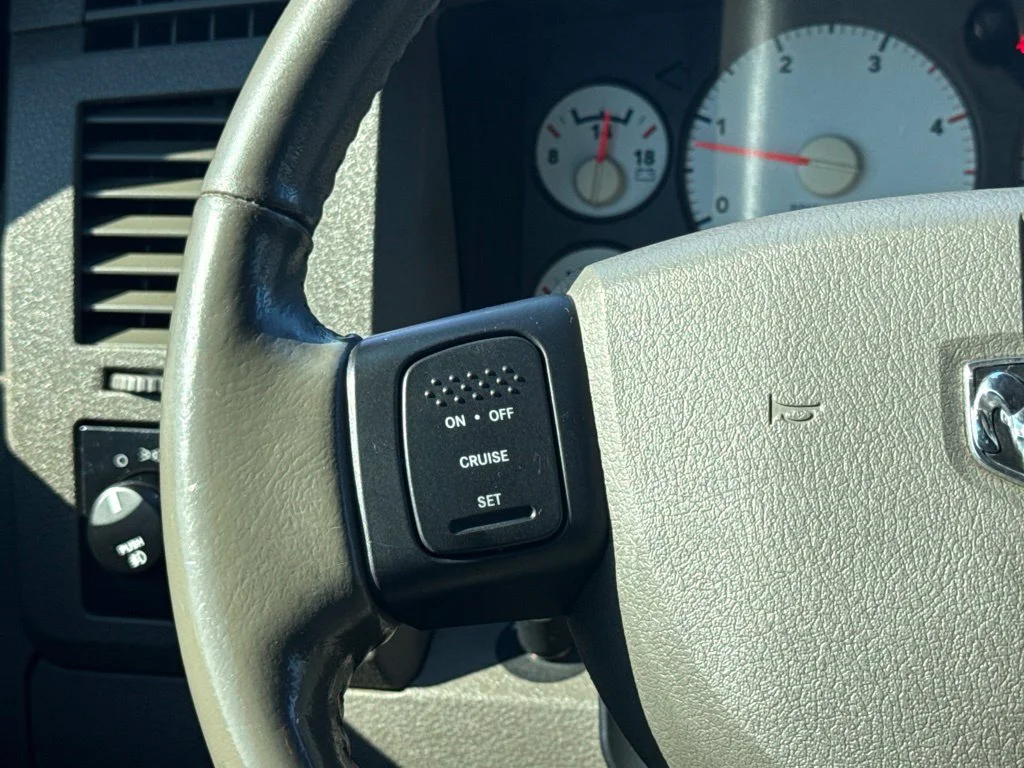 Used 2007 White Dodge Laramie image 15