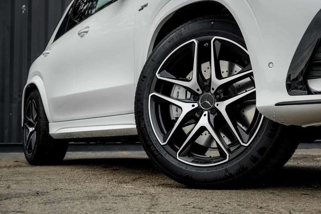 New 2026 Polar White Mercedes-Benz GLE 53 AMG® image 45