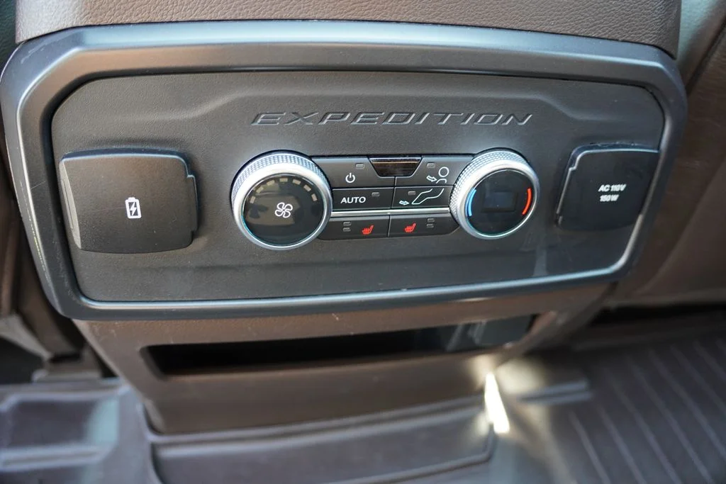 Used 2023 White Ford King Ranch image 20
