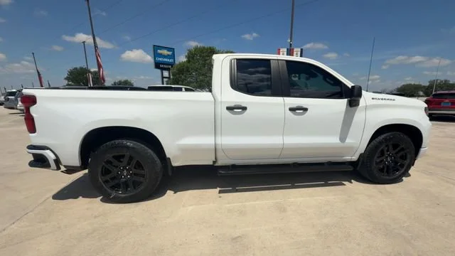 Used 2024 Summit White Chevrolet Custom image 9