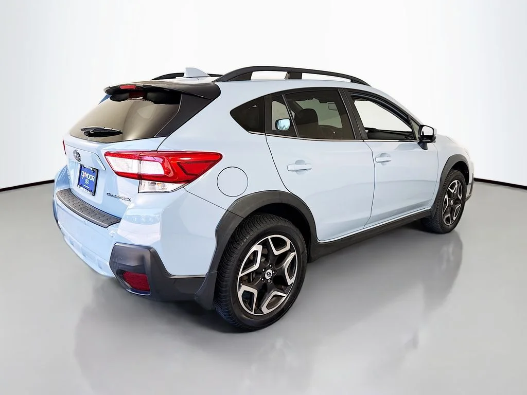 Used 2018 Cool Gray Khaki Subaru Limited image 13