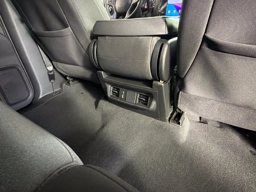 Used 2025 Slate Gray Metallic Chevrolet Custom image 31