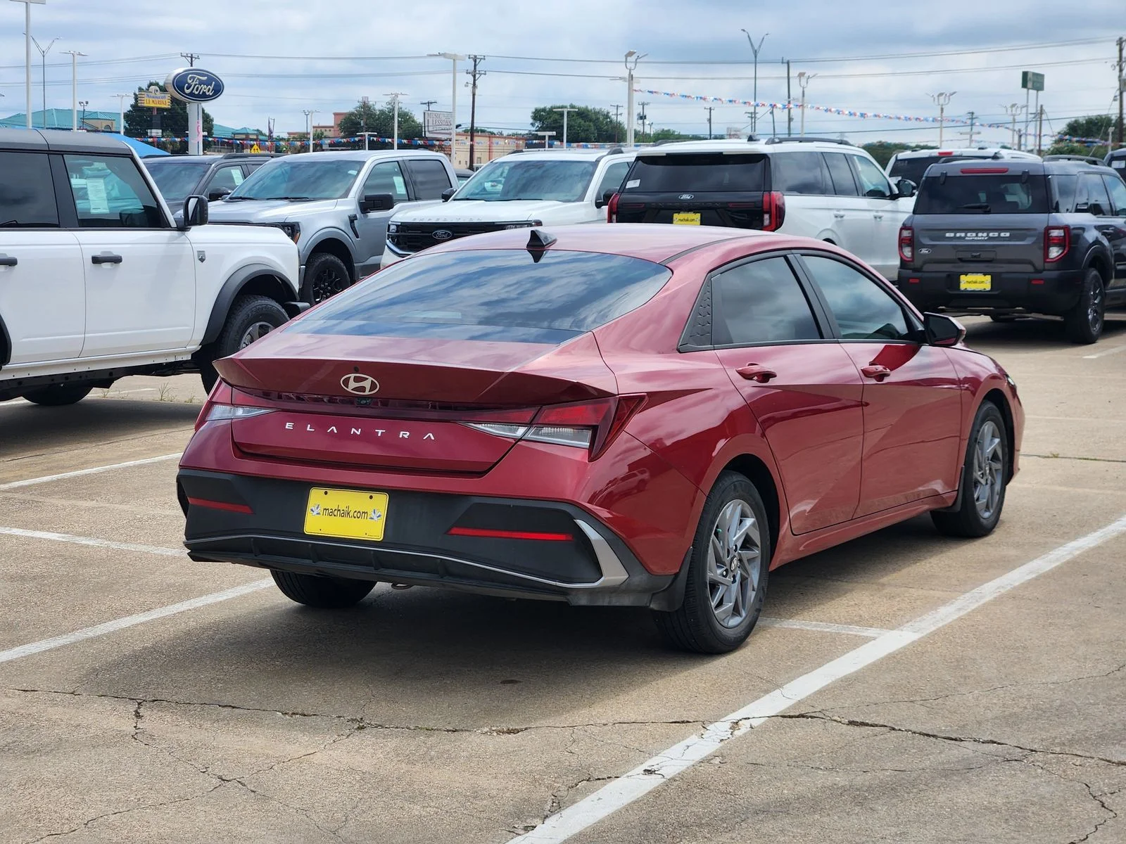Used 2024 Red Hyundai SEL image 6