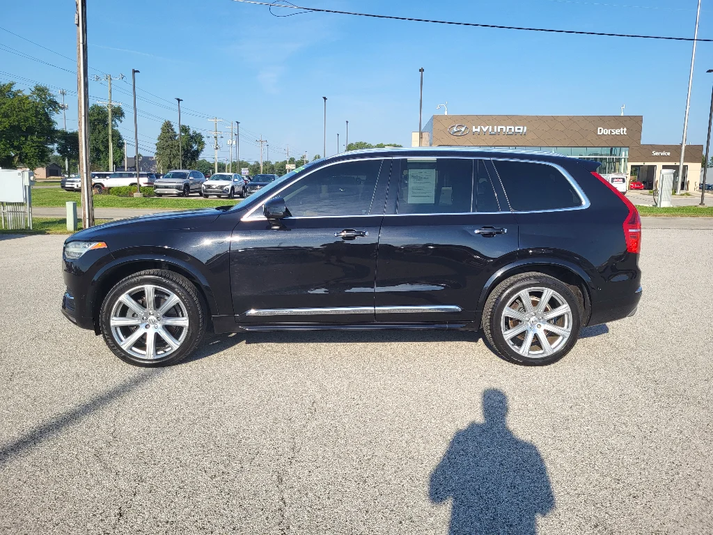 Used 2016 Onyx Black Metallic Volvo T6 Inscription image 9