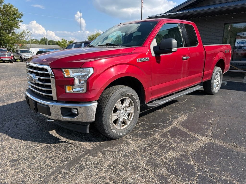 Used 2017 Red Ford XLT image 2