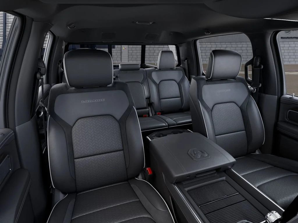 New 2026 Diamond Black Crystal Pearl-Coat Exterior Paint RAM Laramie image 16