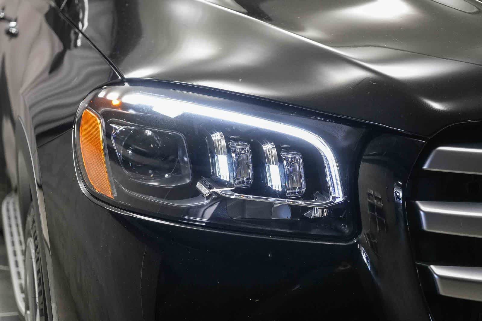 New 2026 Black Mercedes-Benz GLS 450 image 32
