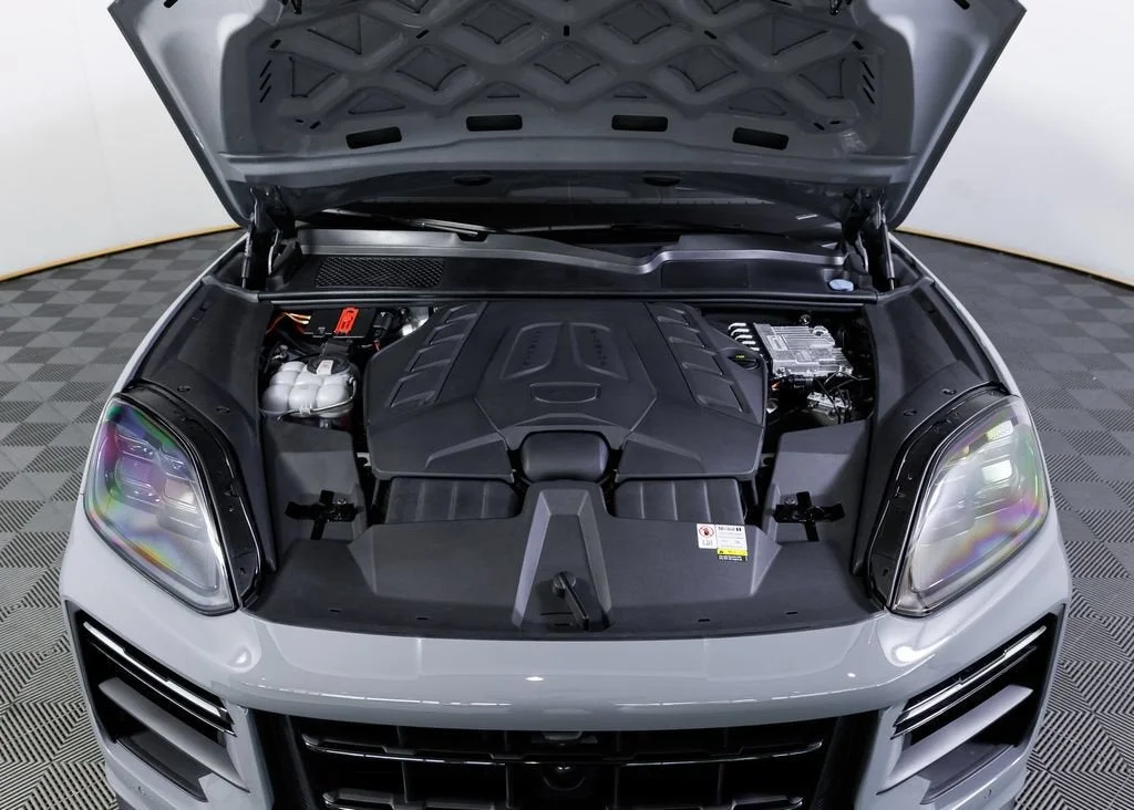 Used 2024 Arctic Grey Porsche Turbo GT image 49