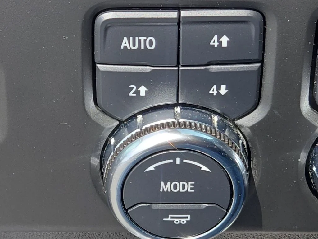 Used 2024 Silver GMC AT4 image 57