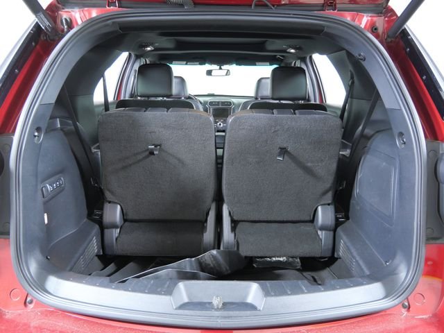 Used 2016 Red Ford Sport image 9