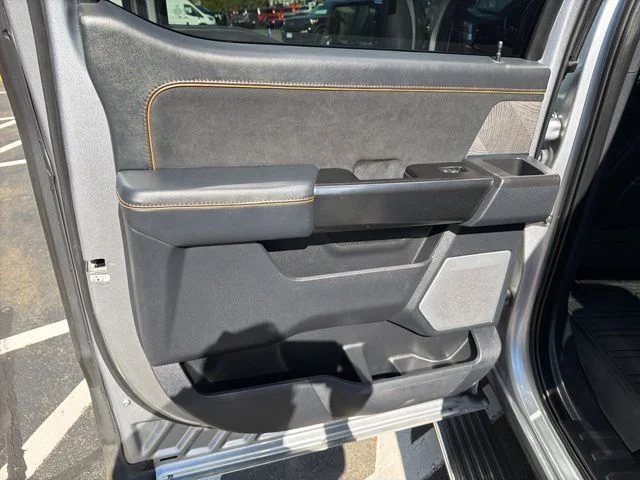 Used 2022 Silver Metallic Ford Platinum image 26