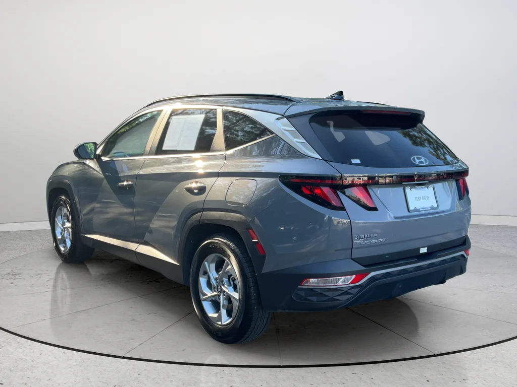 Used 2024 Gray Hyundai SEL image 9