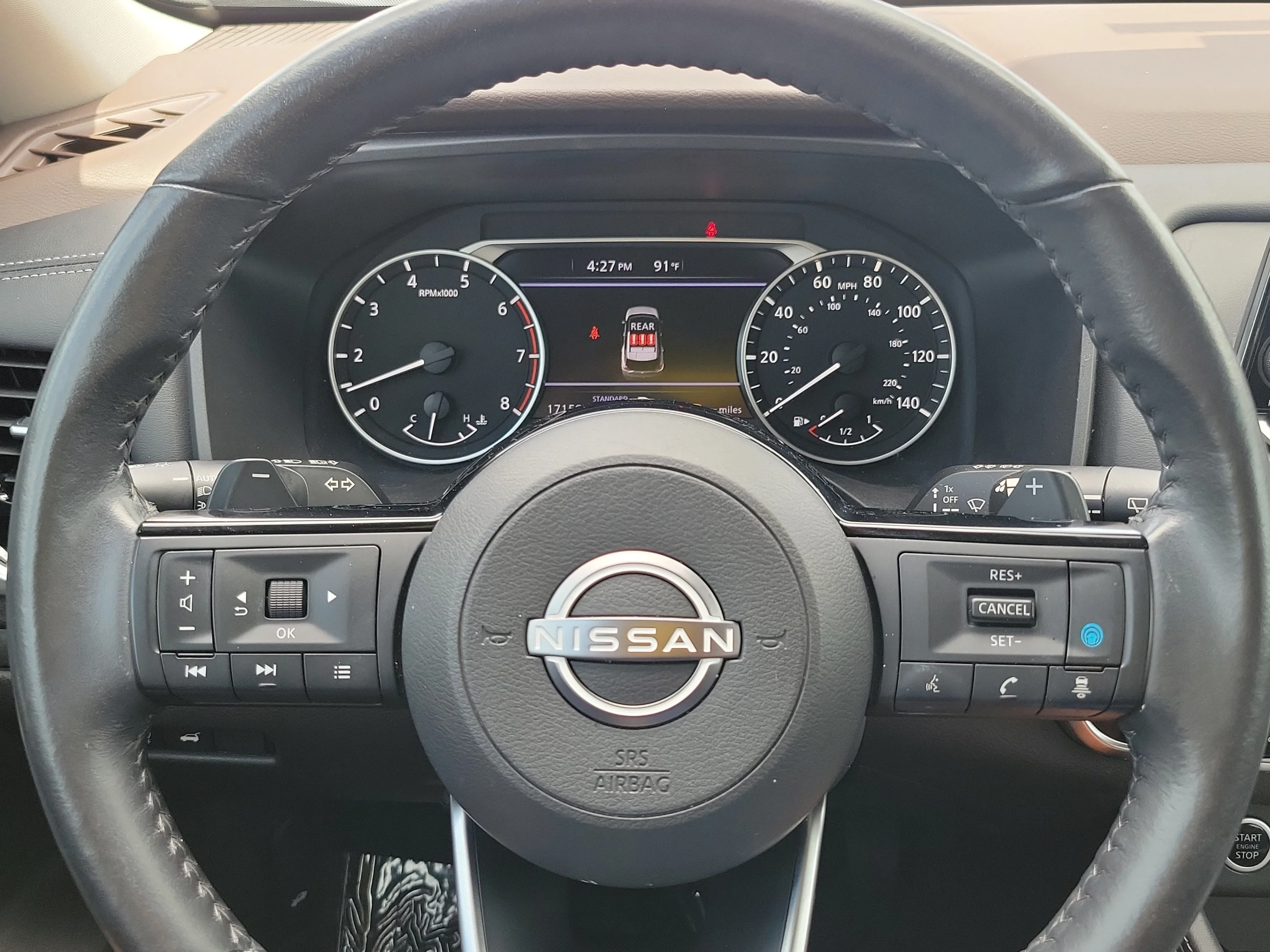 Used 2023 Boulder Gray Pearl Nissan SL image 29