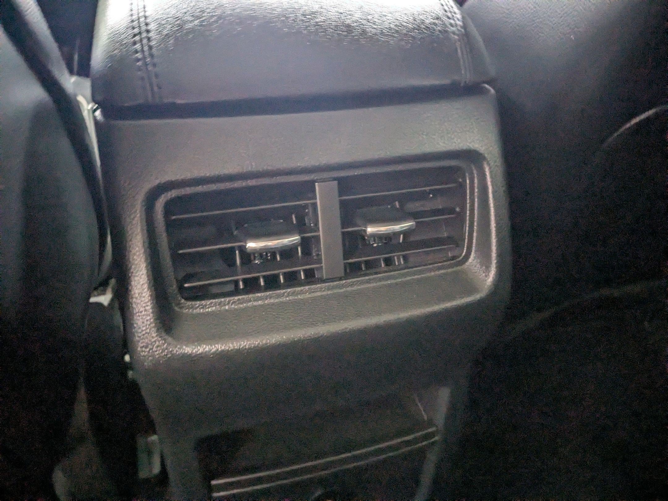 Used 2023 Silver Metallic Ford SEL image 19