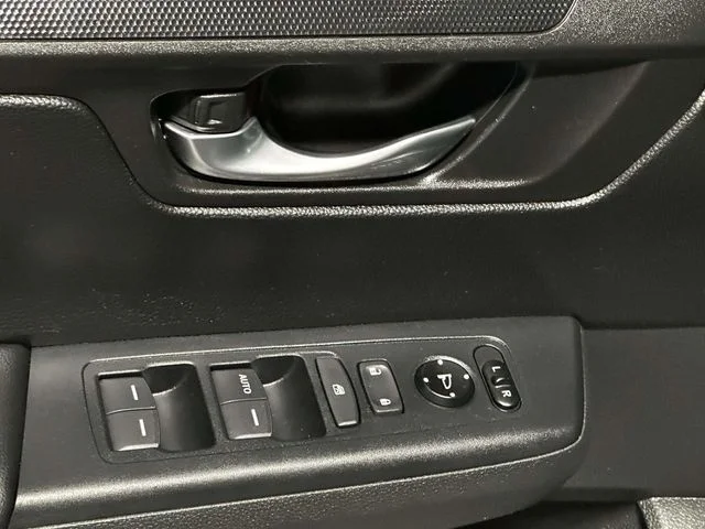 2024 Honda CR-V LX - Photo 13