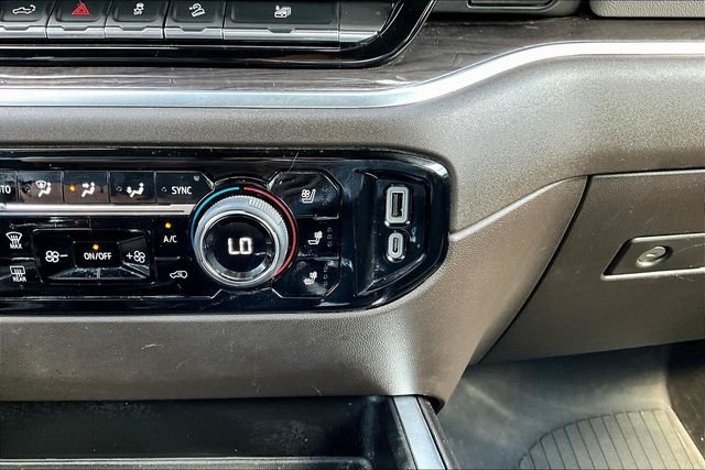 Used 2022 Blue Chevrolet LTZ image 17