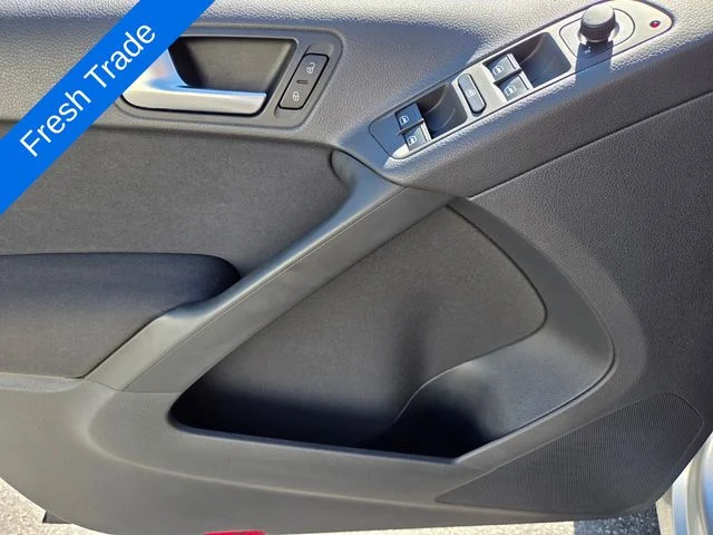 Used 2012 Silver Volkswagen S image 17