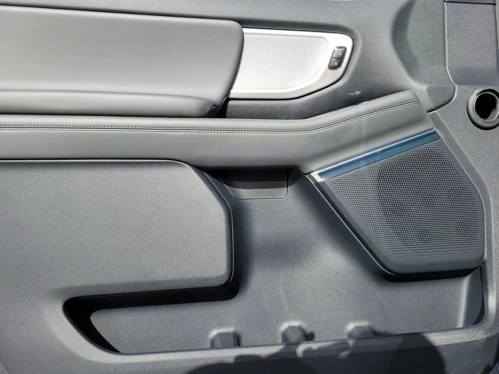New 2026 Glacier Gray Metallic Tri-Coat Ford Active image 13