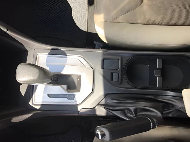 Used 2022 Black Subaru Base image 19