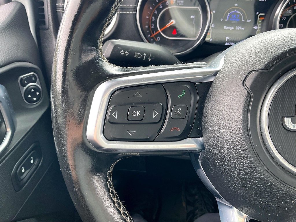 Used 2022 Silver Zynith Clearcoat Jeep Overland image 21