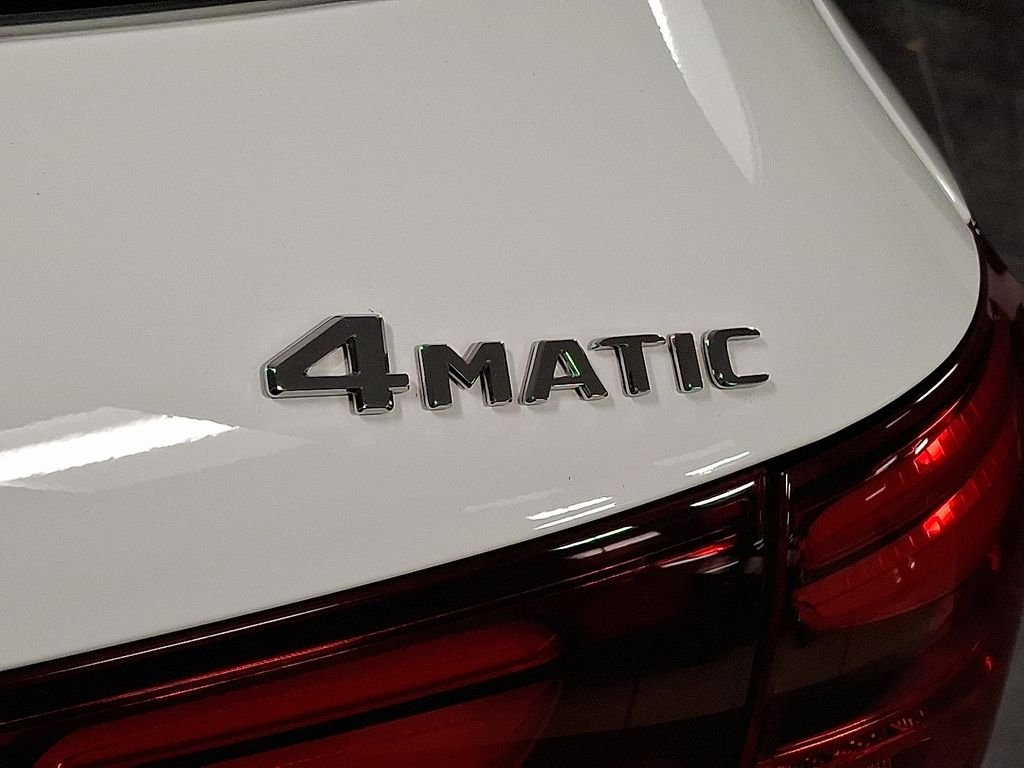 Certified Used 2025 White Mercedes-Benz GLA 250 image 30