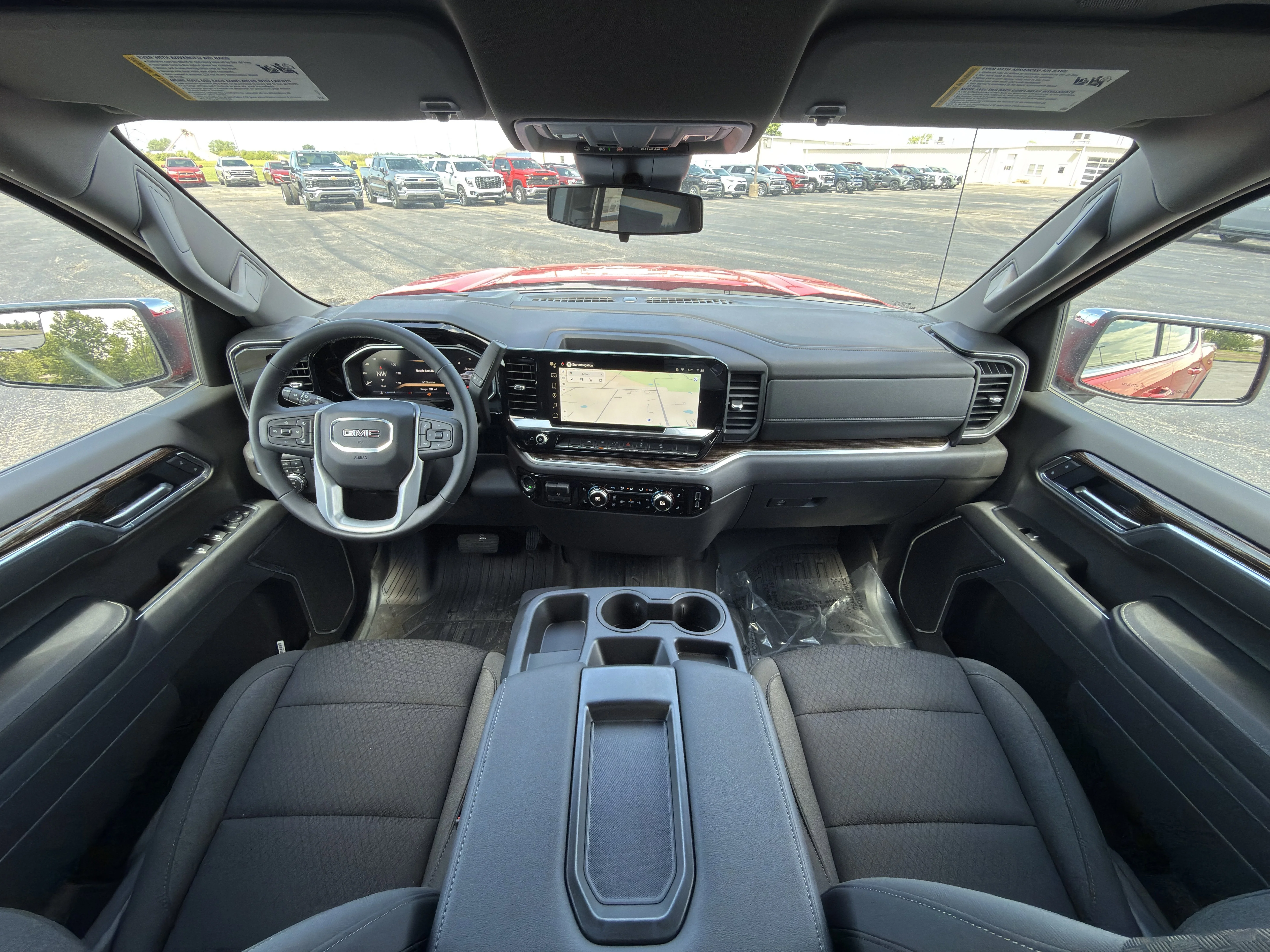 2026 GMC Sierra 1500 SLE - Photo 2