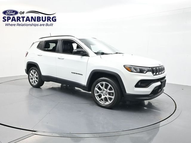 2023 Jeep Compass Latitude Lux