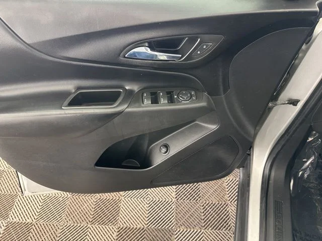 Used 2021 Silver Chevrolet LT image 18