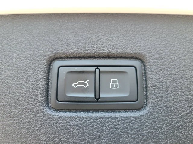 Used 2025 White Audi Premium Plus image 11