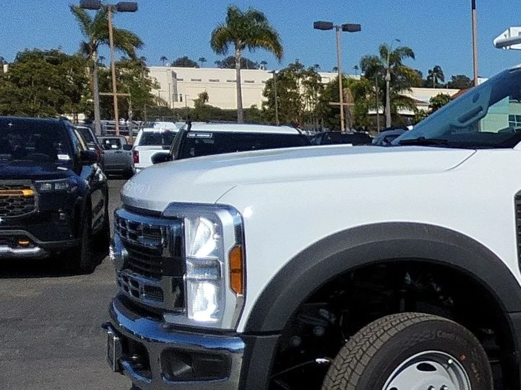 New 2026 White Ford XL image 3
