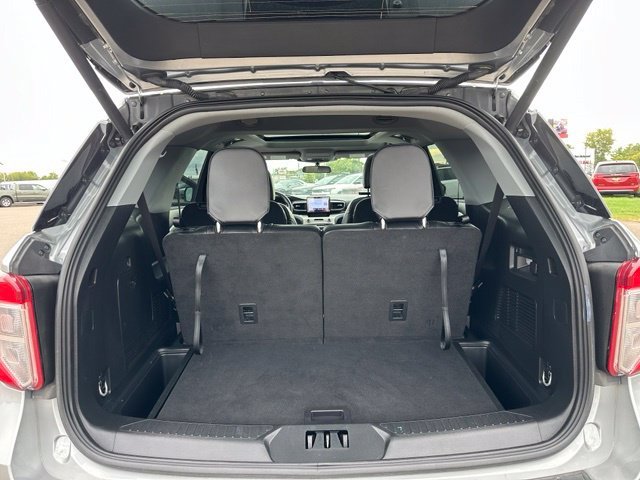 Used 2023 Silver Ford XLT image 22