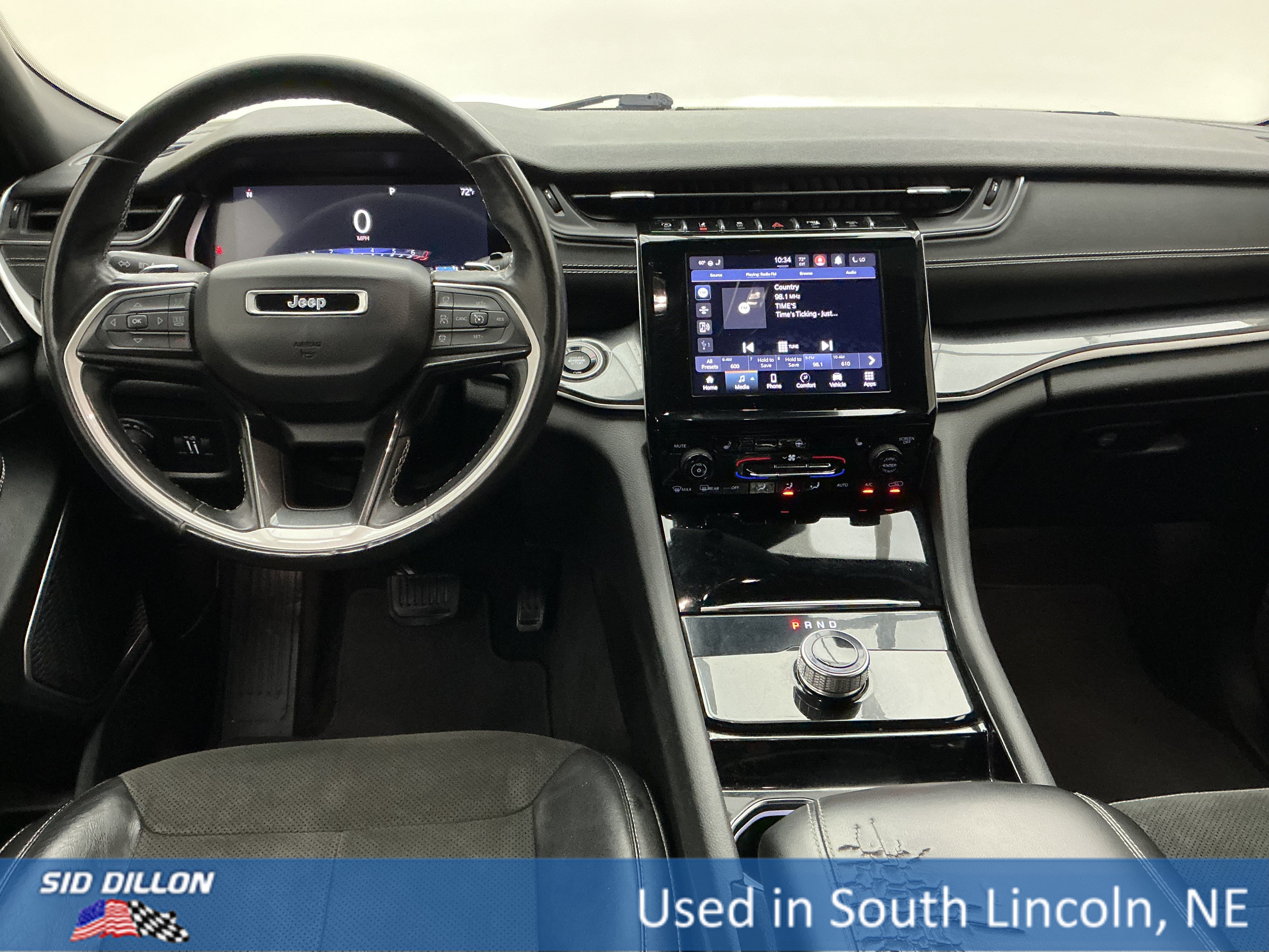 Used 2021 Diamond Black Crystal Pearlcoat Jeep Altitude image 20