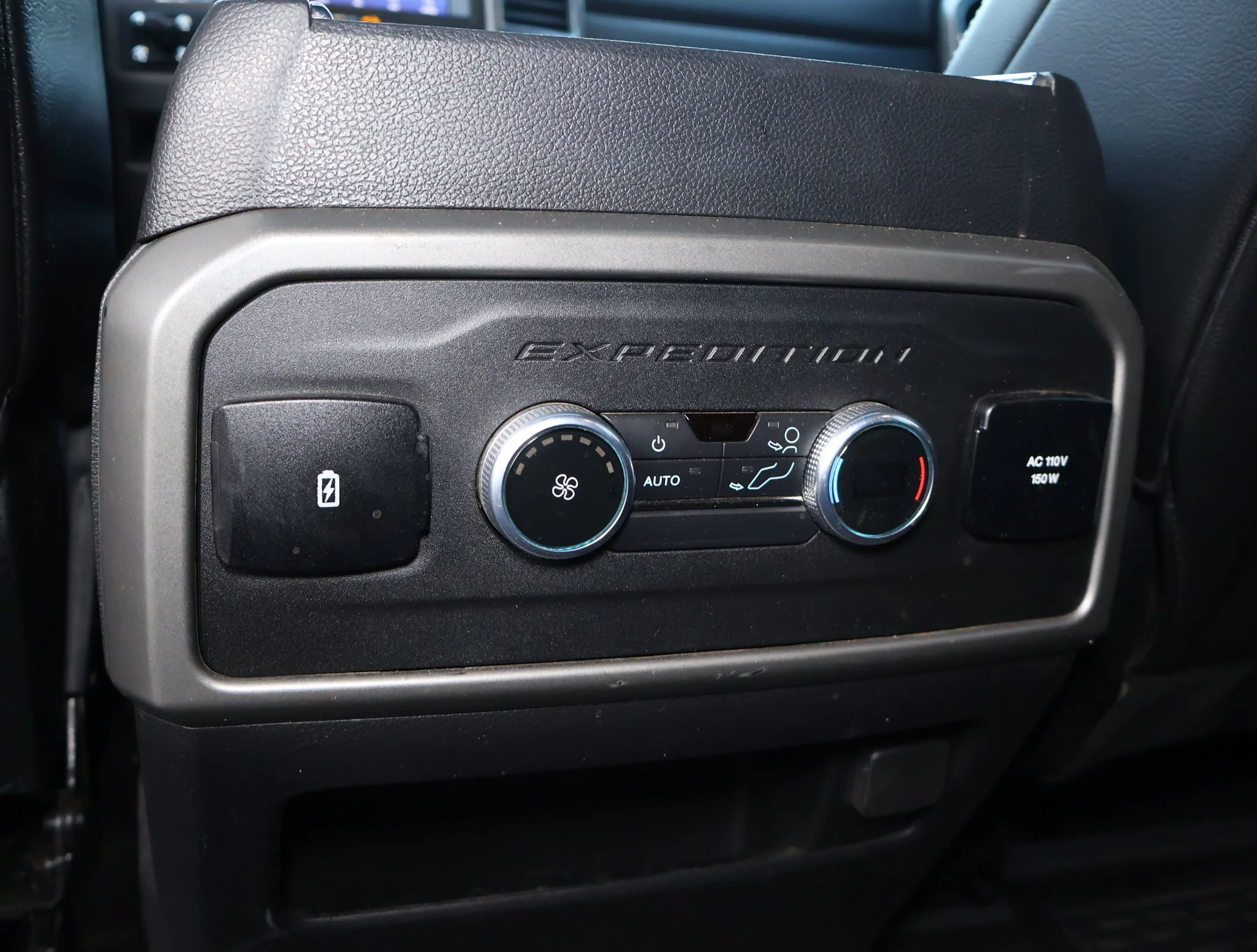 Used 2021 Star White Metallic Tri-Coat Ford XLT image 23