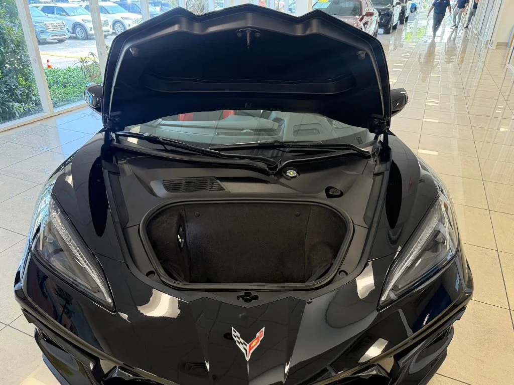 Used 2020 Black Chevrolet Stingray image 17