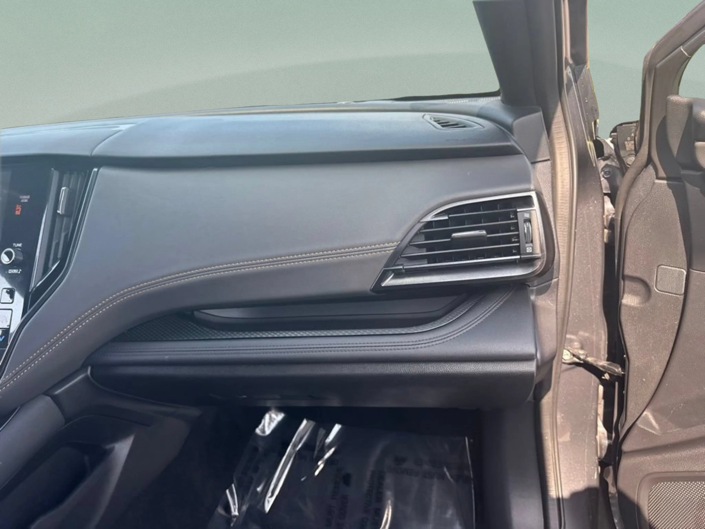 Used 2023 Magnetite Gray Metallic Subaru Wilderness image 24