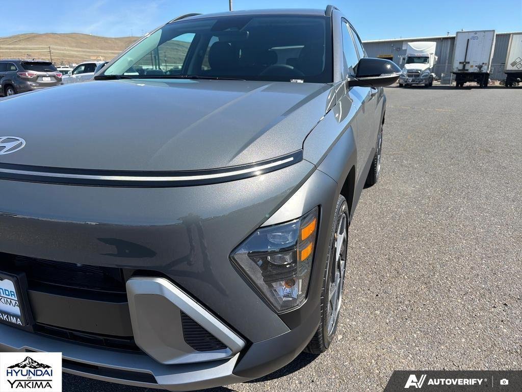 New 2026 Ecotronic Gray Pearl Hyundai SEL Premium AWD image 8